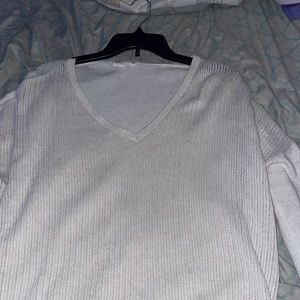 V neck sweater